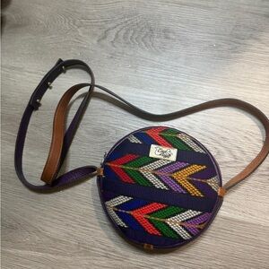 Vibrant Chevron Pattern Crossbody Bag